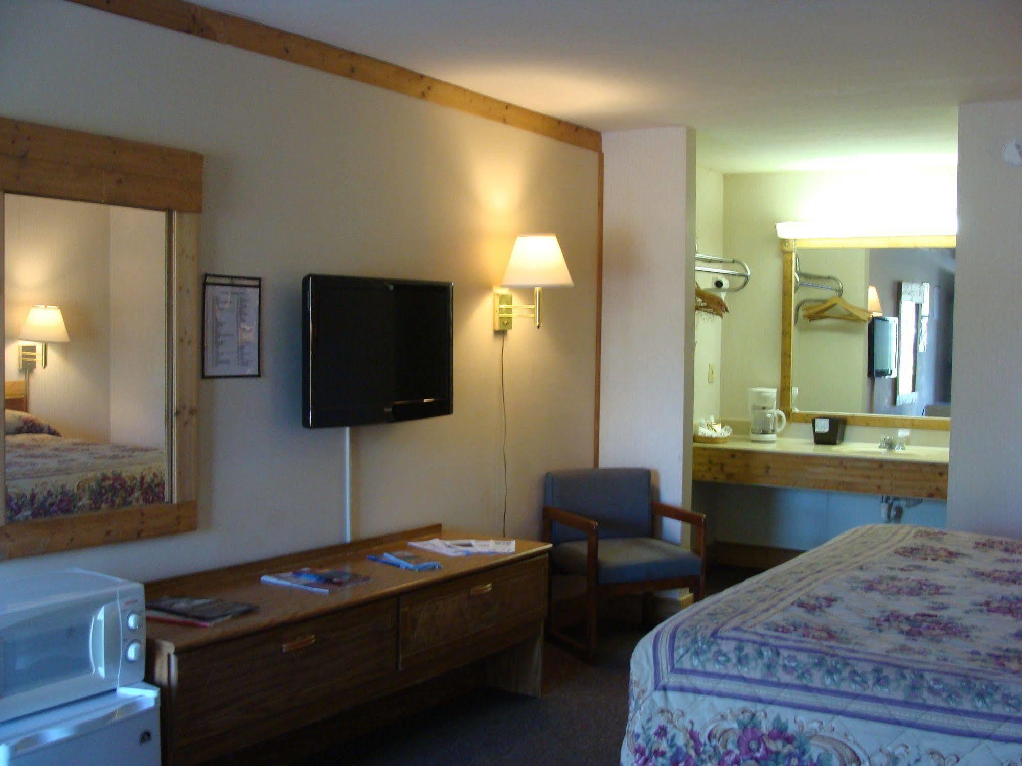 Chatuge Mountain Inn Elf Zewnętrze zdjęcie